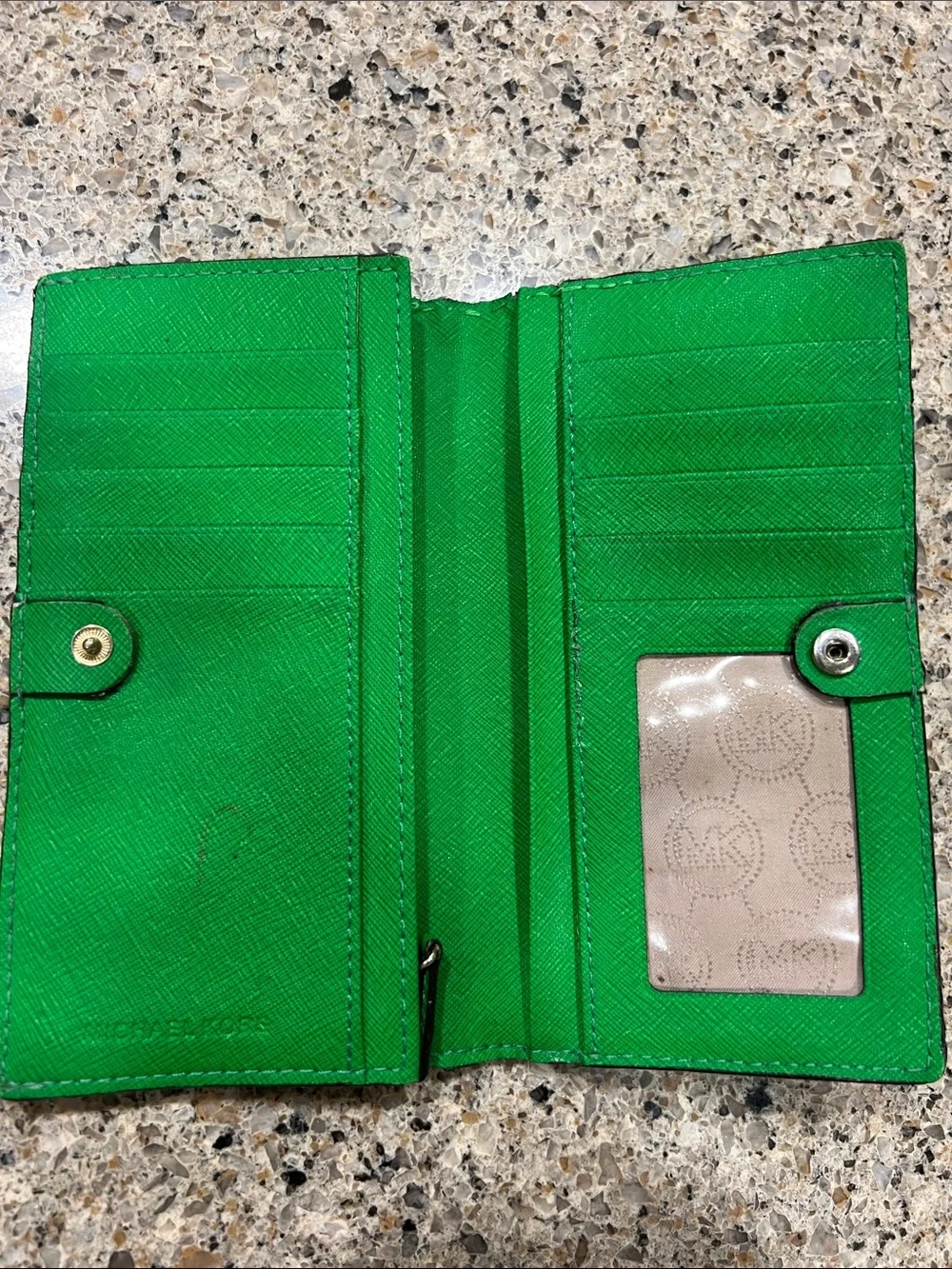 Michael Kors Green Saffiano Leather Long Wallet z22
